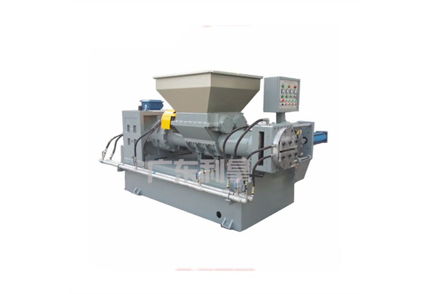 廣東利拿實(shí)業(yè):電線電纜擠出機(jī)的創(chuàng)新與應(yīng)用-2